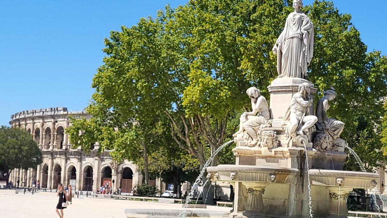 Square Hotel Nimes Exterior photo