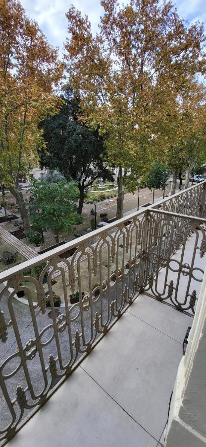 Square Hotel Nimes Exterior photo